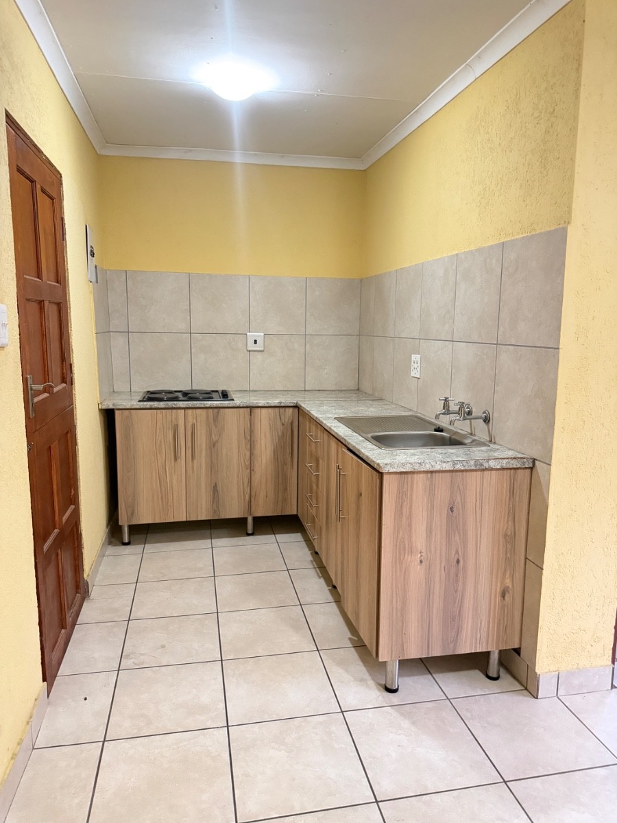 Apartment for rent in Entokozweni East, Tekwane, Nelspruit, 7 Ntokozweni (12th floor), Ntokozweni Damini Side, 12 Ntokozweni, Entokozweni East, Tekwane, Nelspruit, Mpumalanga