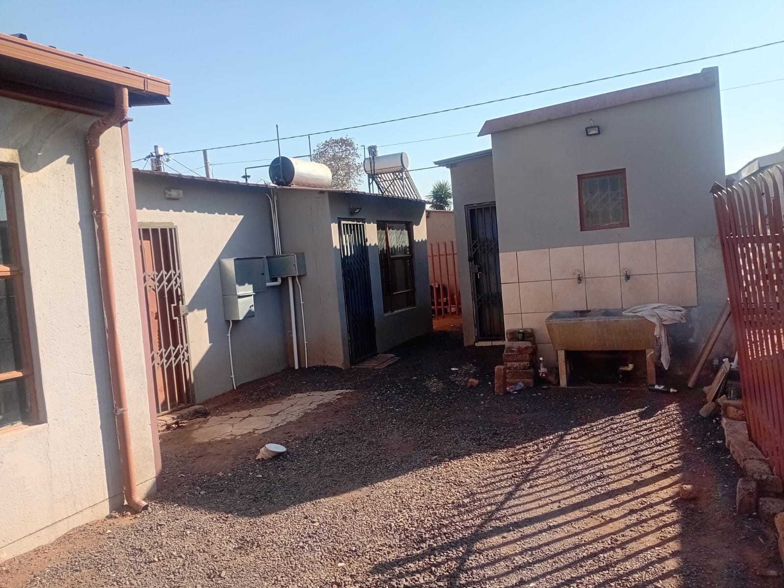 House for sale in Ga-rankuwa, 250 m²