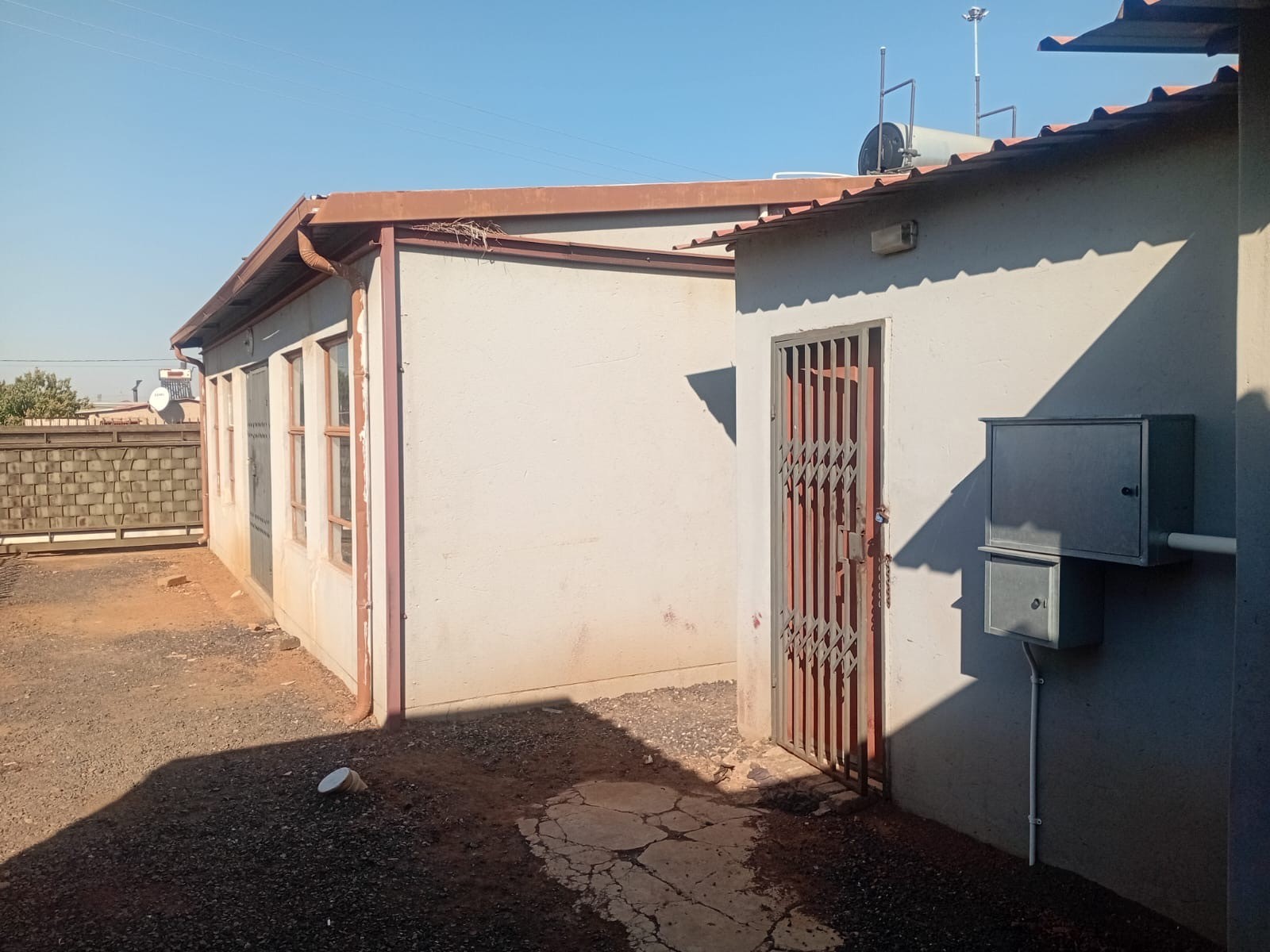 House for sale in Ga-rankuwa, 250 m²