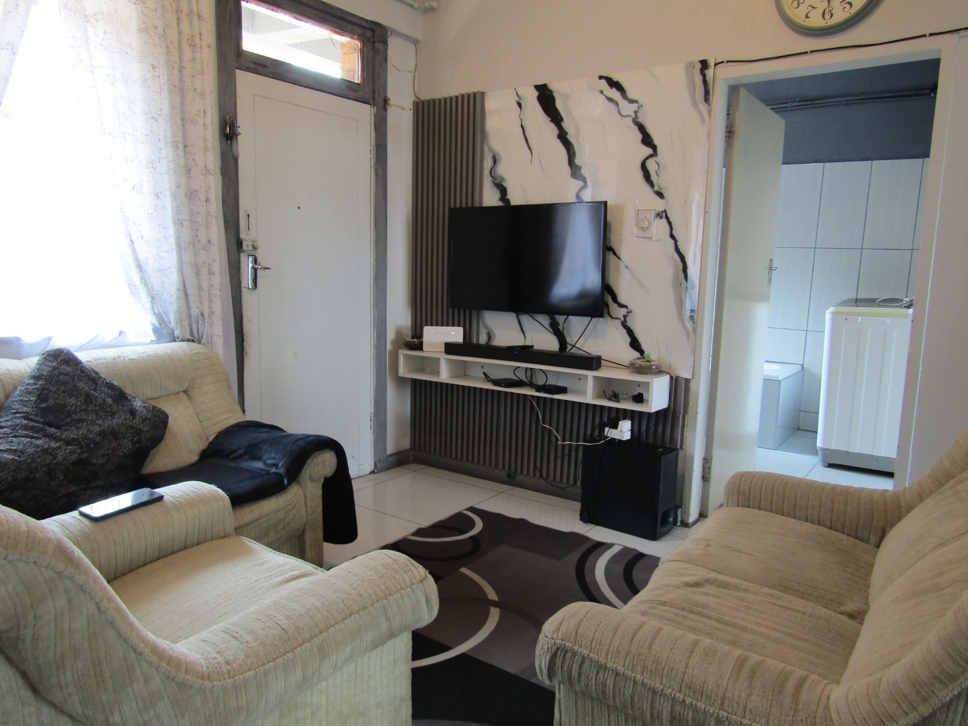 Apartment for sale in Jeppestown, Johannesburg, 181, Grador, 233 Doran Street, Jeppestown, Johannesburg, Gauteng, 75 m²