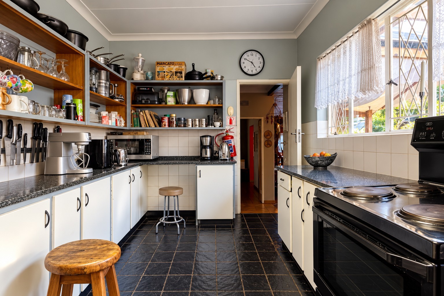 House for sale in Horison, Roodepoort, 338 m²