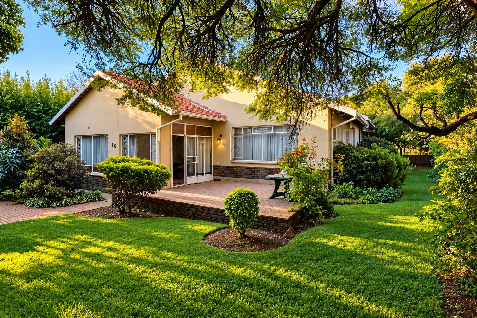 House for sale in Horison, Roodepoort, 338 m²