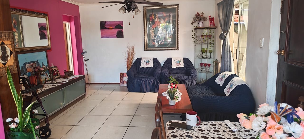 House for sale in Eastridge, Mitchells Plain, 223 m²