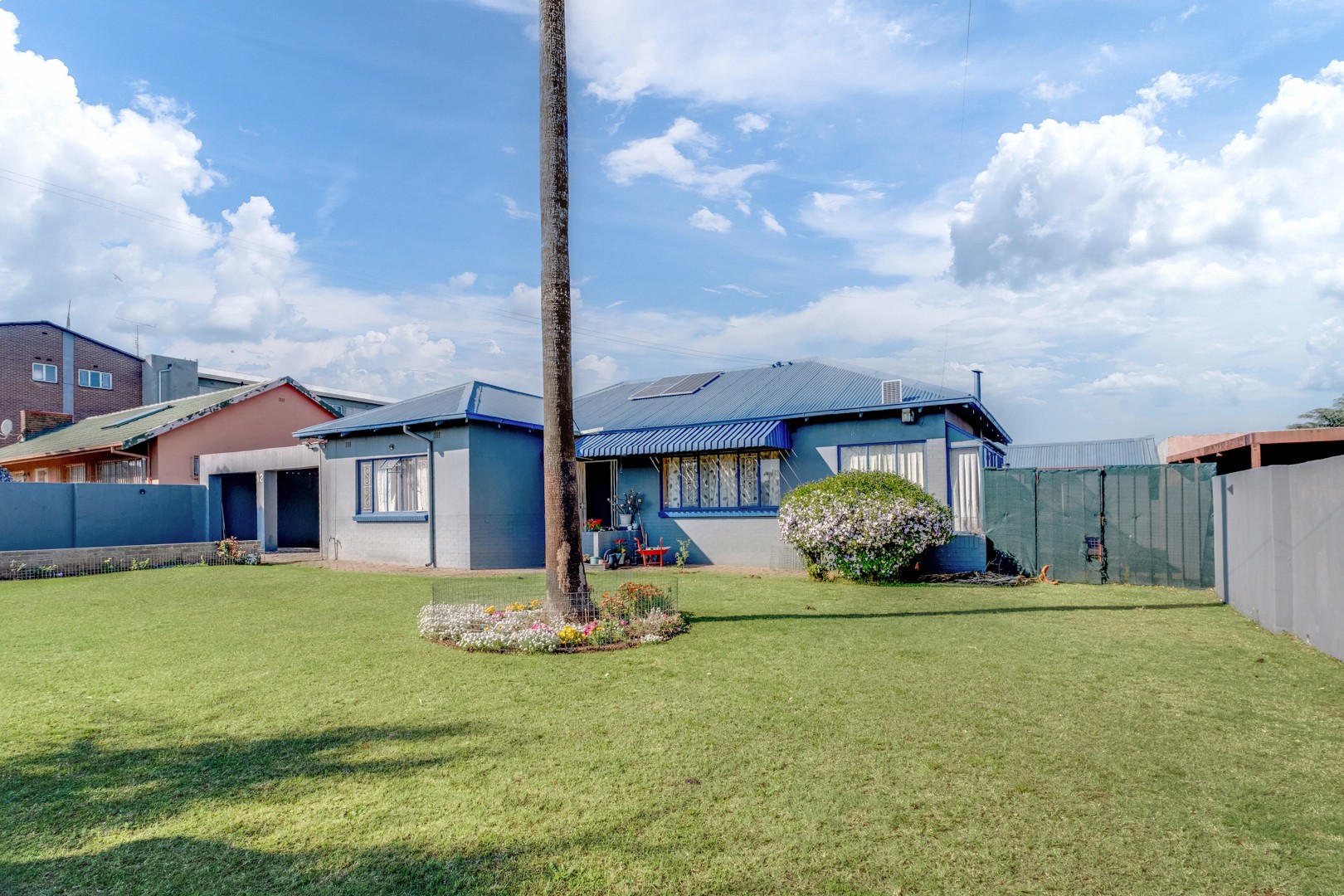 House for sale in Witpoortjie, Roodepoort, 400 m²