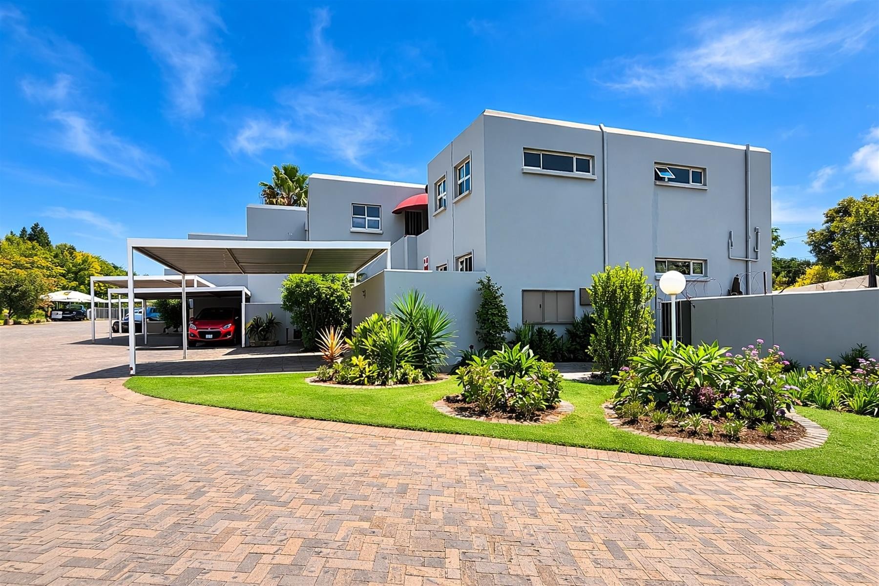 Studio Apartment for rent in Fourways Gardens, Sandton, 34 m²