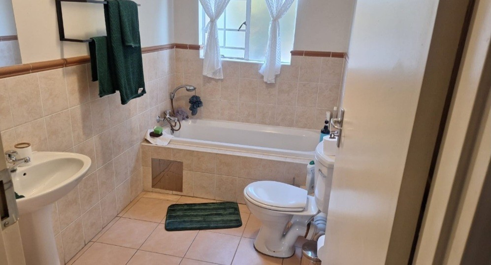 Apartment for rent in Brentwood Park AH, Benoni, Shanrani, 28 Calvinia road, Brentwood Park AH, Benoni, Gauteng