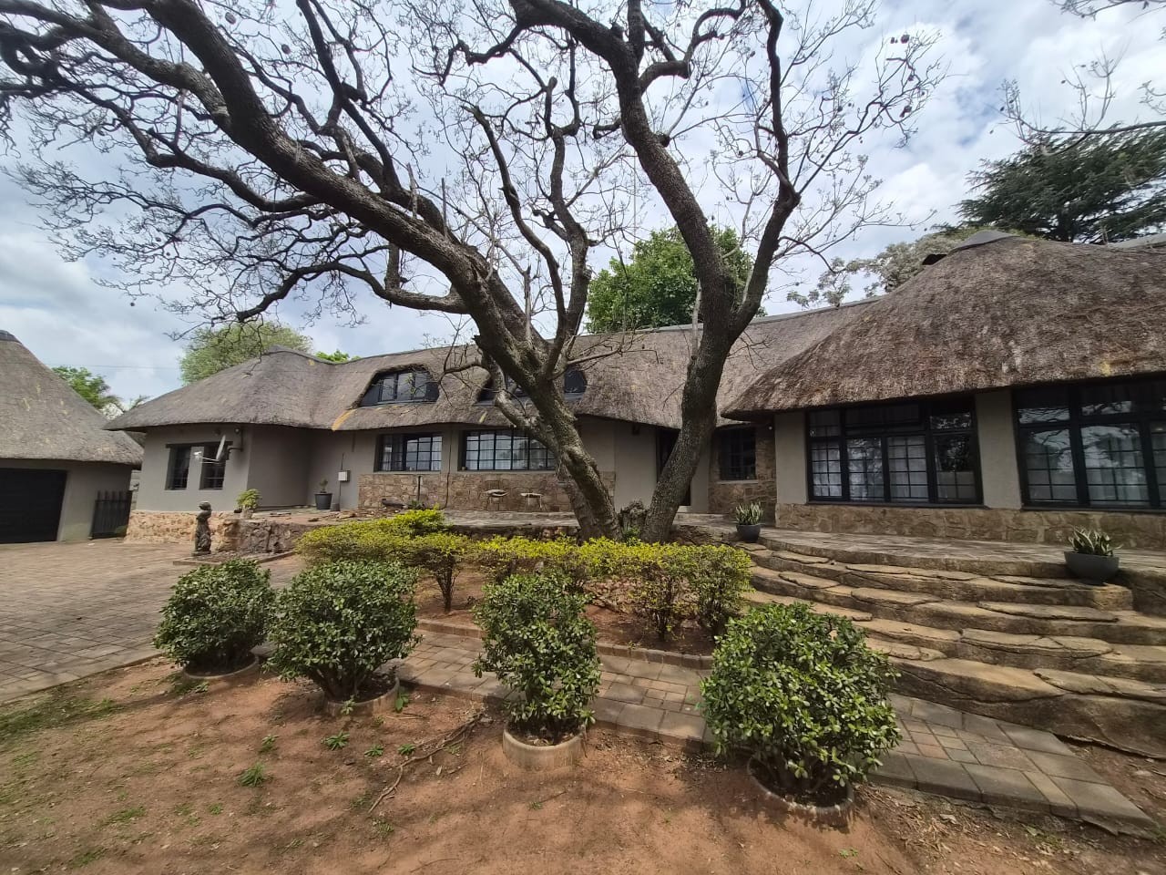 House for sale in Helderkruin, Roodepoort, 370 m²