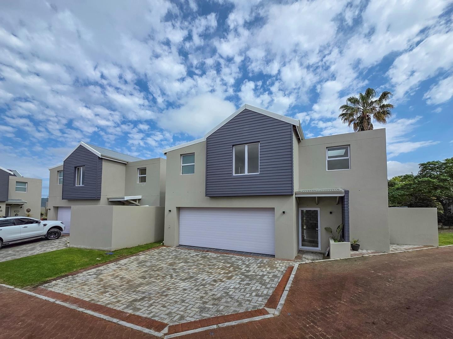 House for sale in Costa Sarda, Knysna, 200 m²