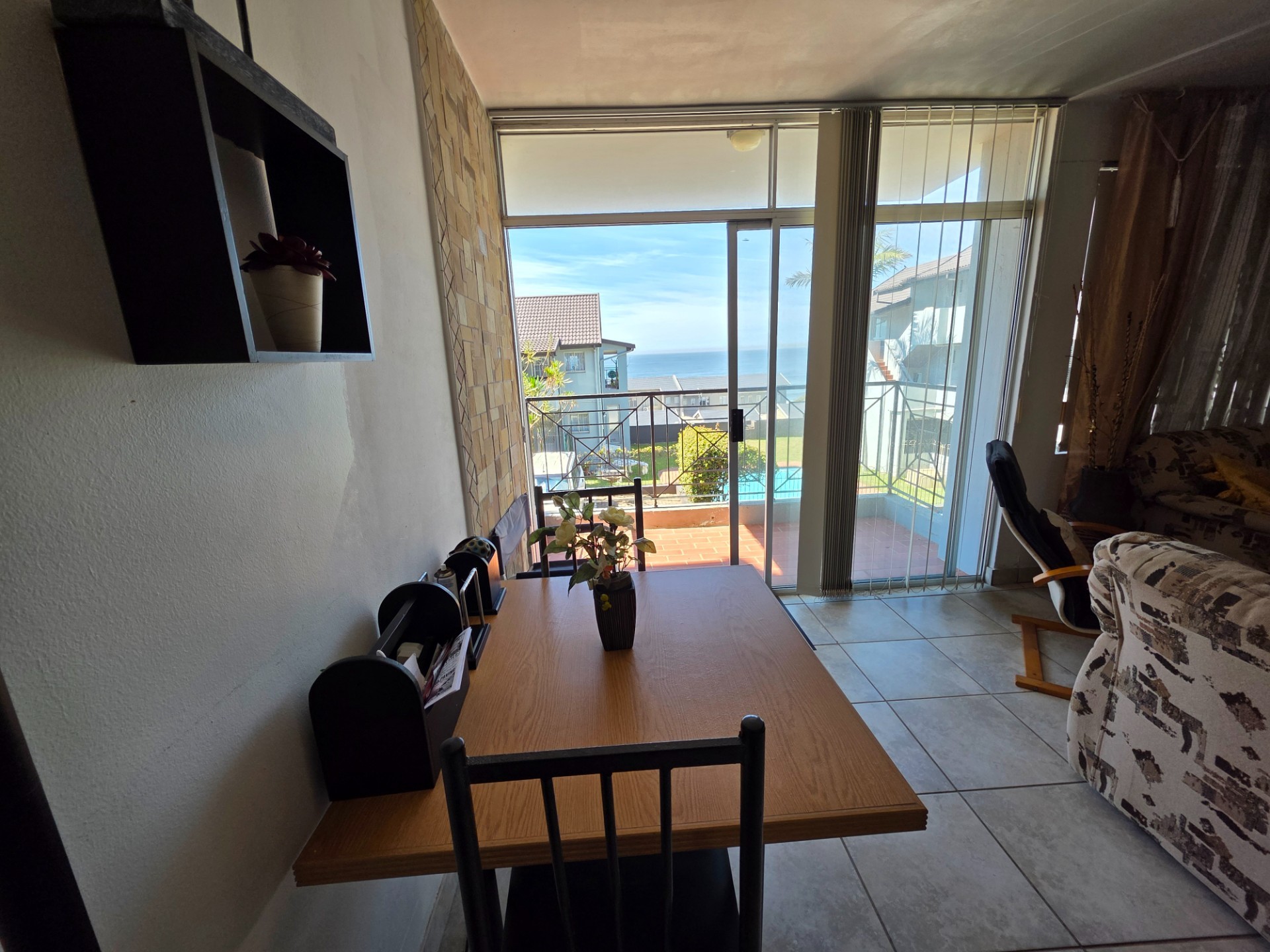 Apartment for sale in Winklespruit, Amanzimtoti, KwaZulu Natal, 69 m²