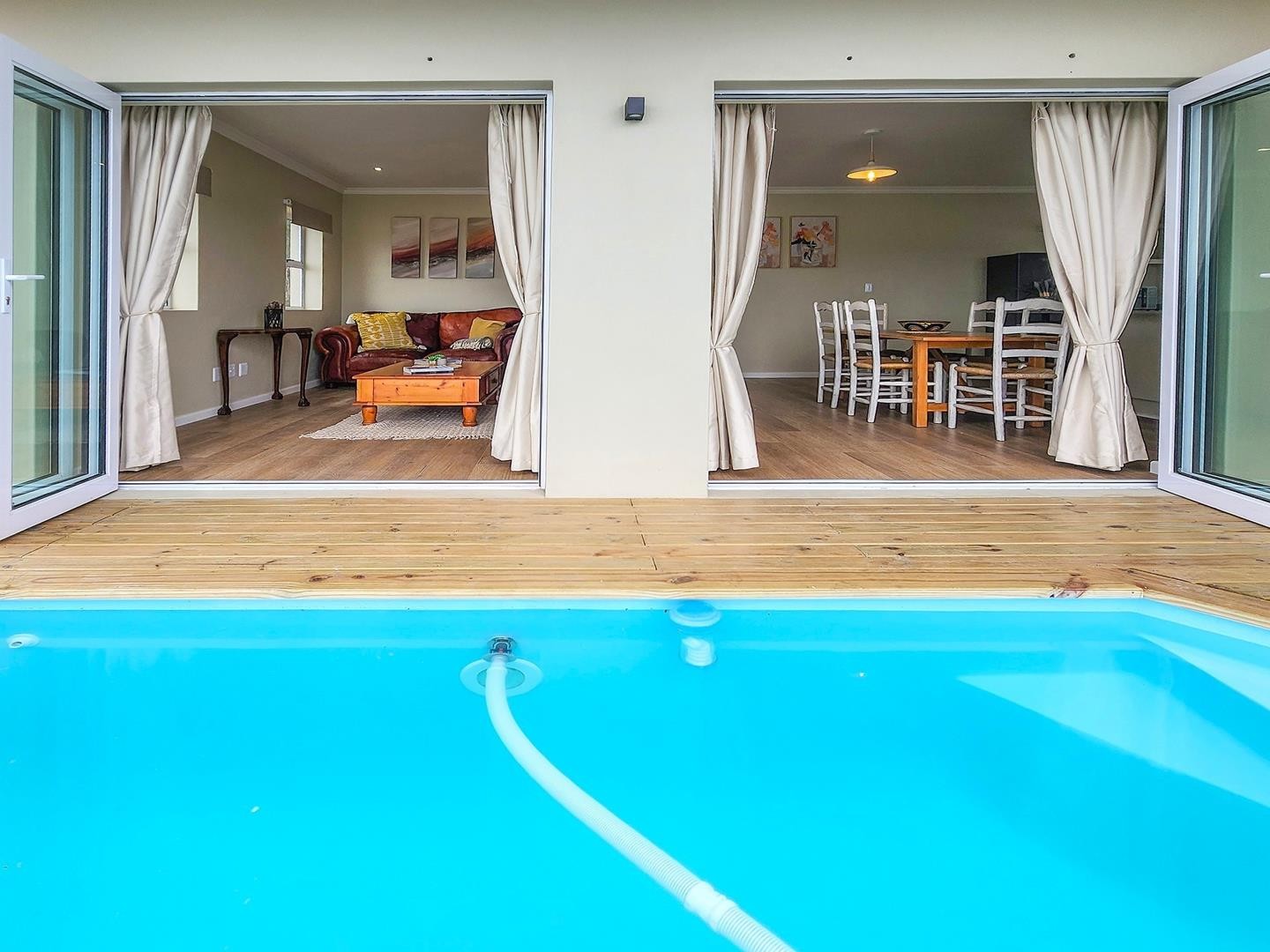 House for sale in Costa Sarda, Knysna, 200 m²