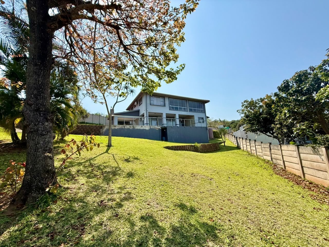 House for sale in Glenmore, Port Edward, KwaZulu Natal, 1710 m²