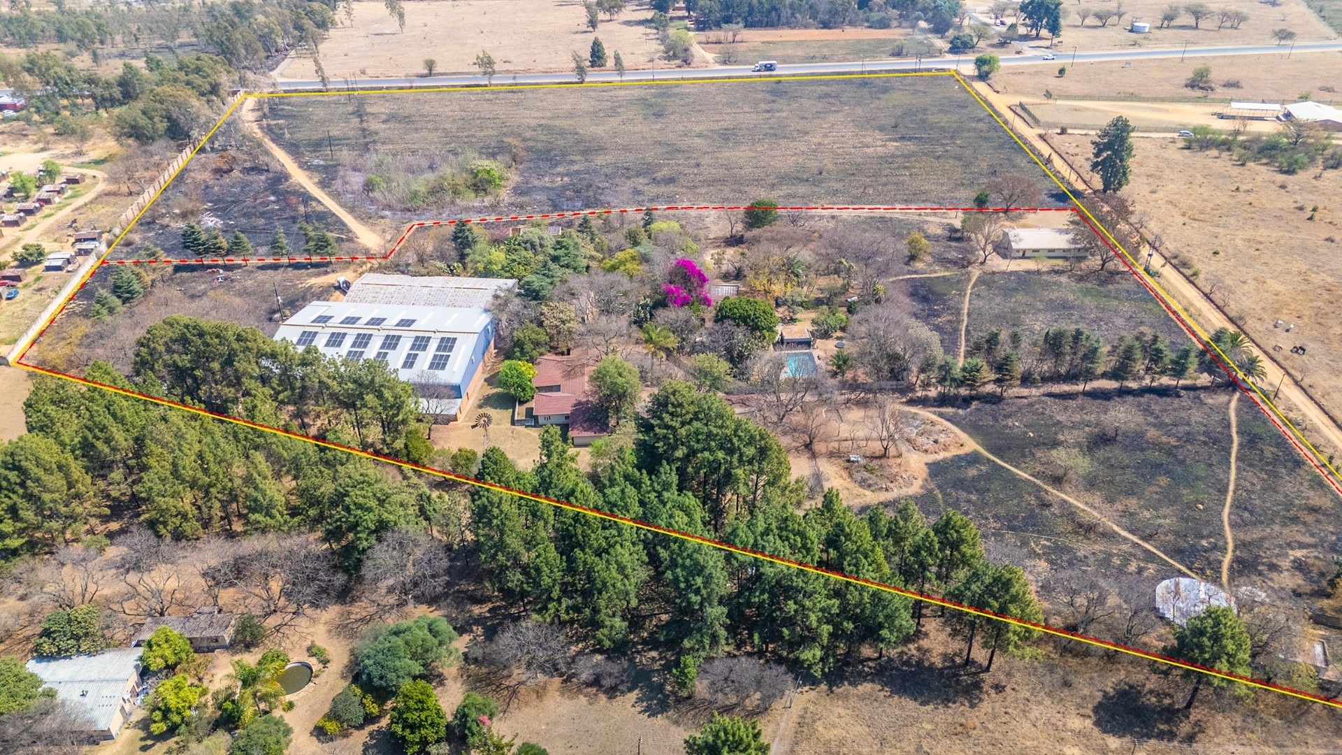 Industrial Property for sale in Nooitgedacht, Krugersdorp, 2000 m²