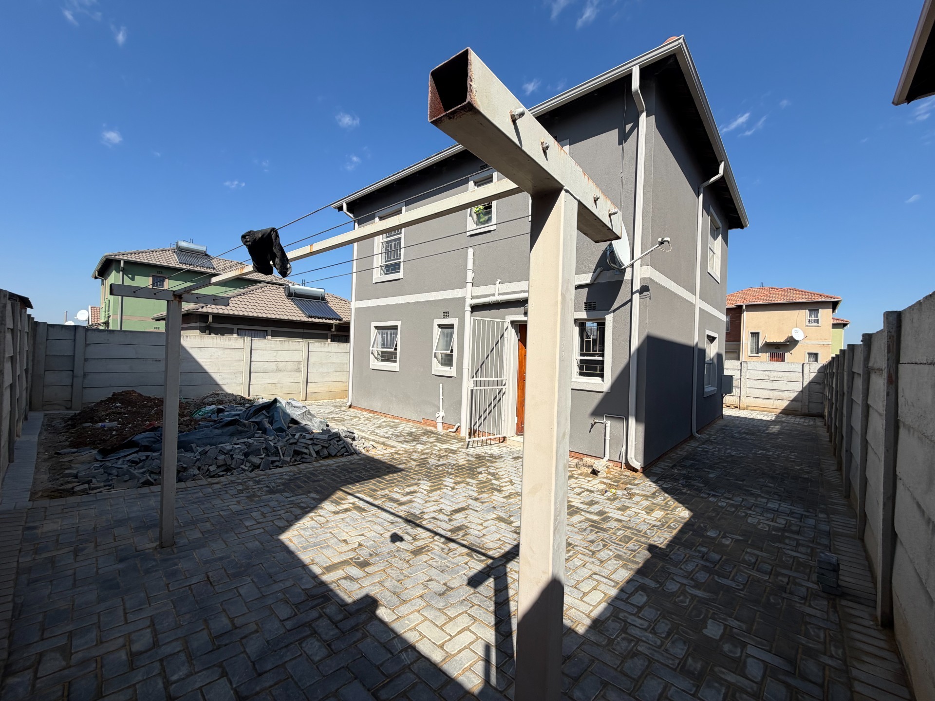 House for sale in Albertsdal, Alberton, 180 m²