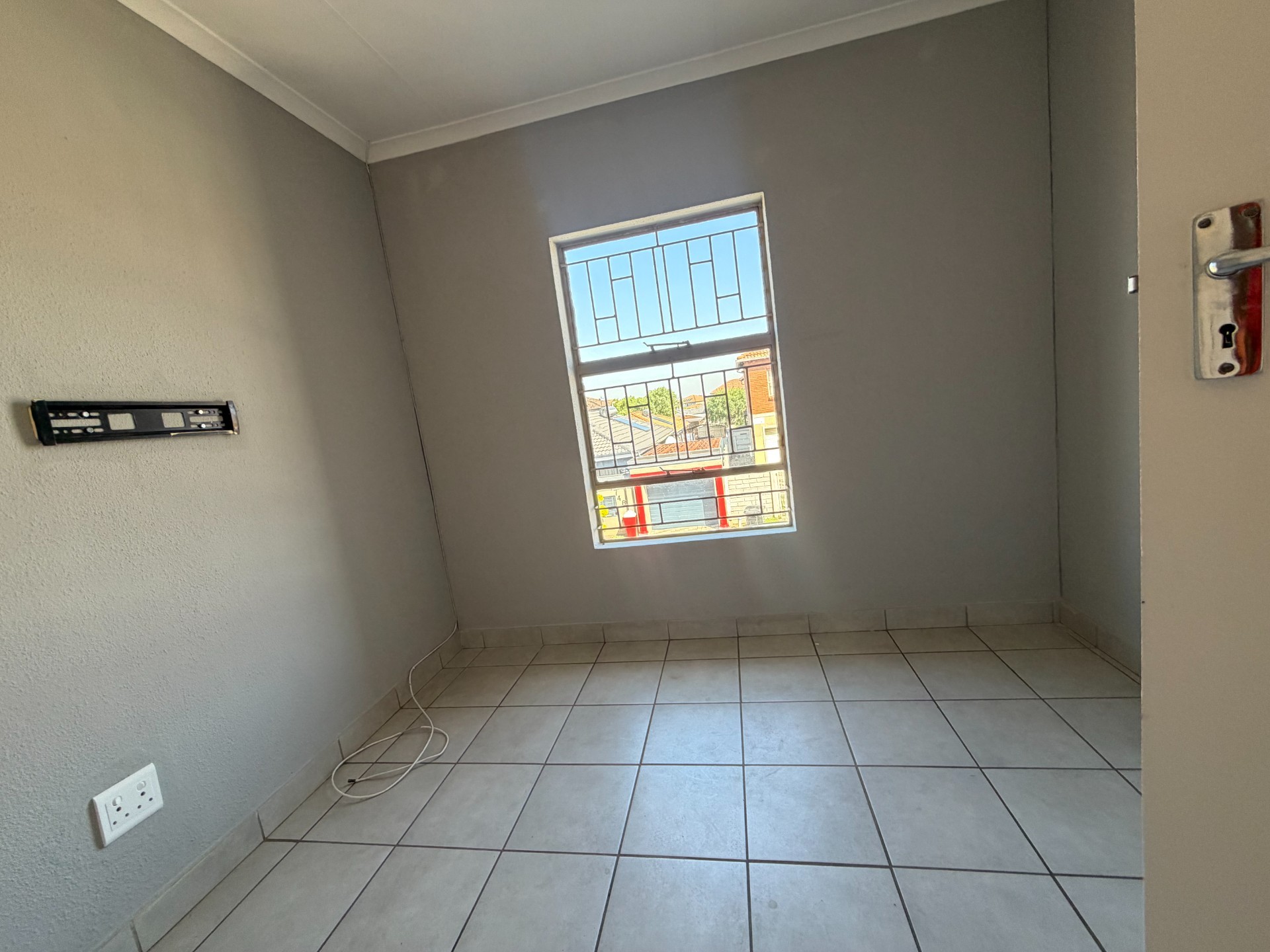 House for sale in Albertsdal, Alberton, 180 m²