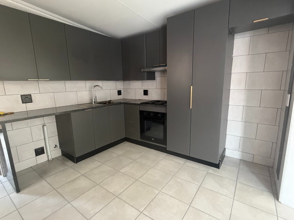 Apartment for rent in Elandspark, Johannesburg