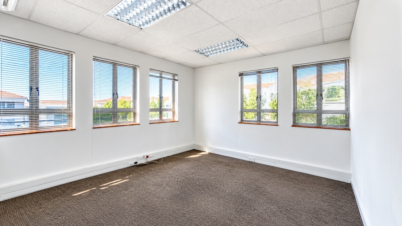 Office for rent in Bryanston East, Bryanston, Sandton, 185 m²