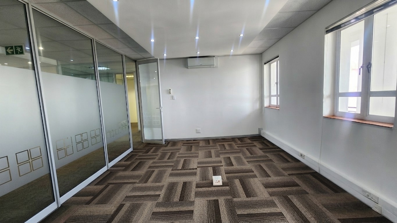 Office for rent in Bryanston East, Bryanston, Sandton, 185 m²