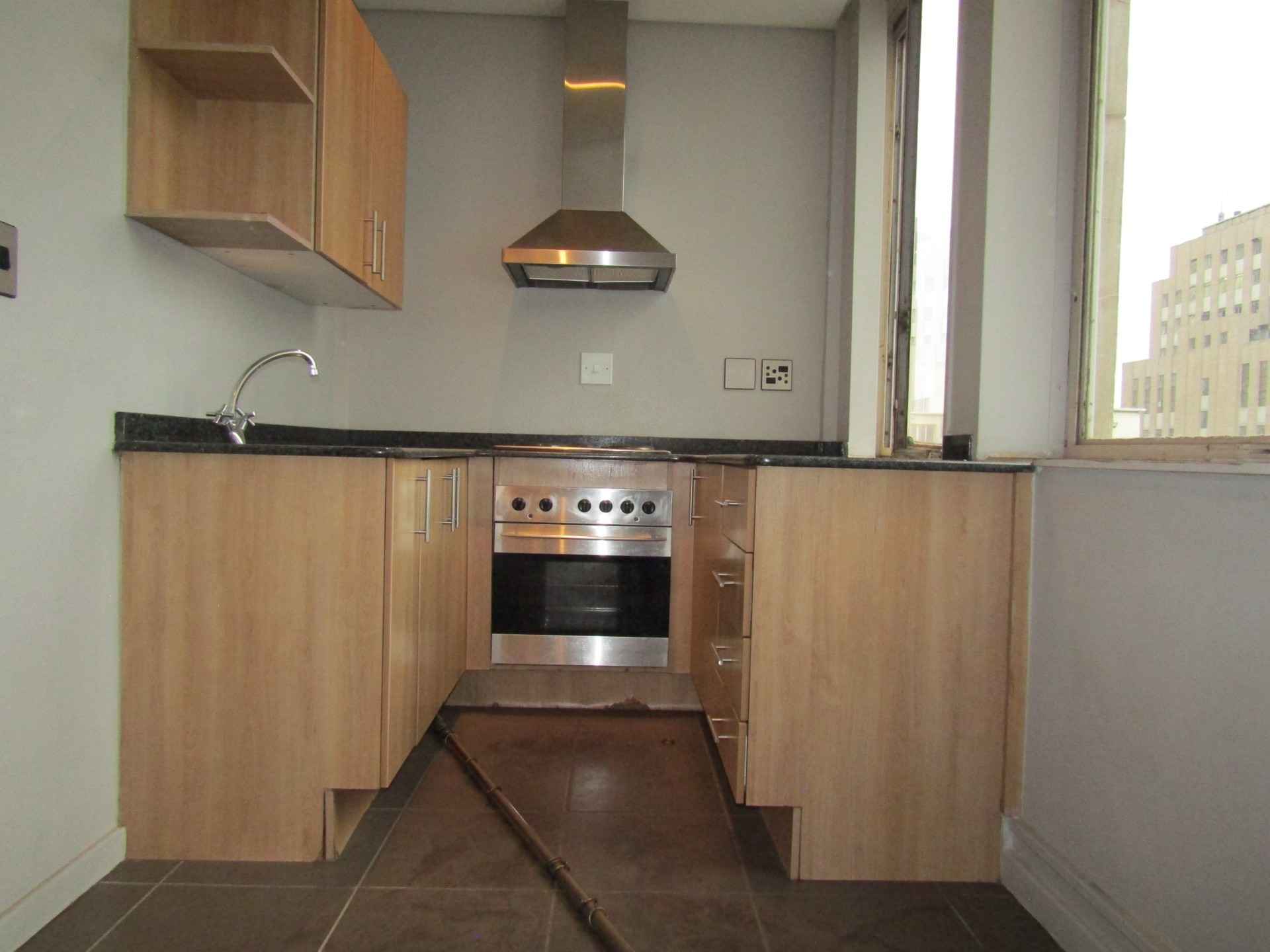 Apartment for rent in Marshalltown, Johannesburg, 91, Isibaya House, 47 Anderson Street, Marshalltown, Johannesburg, Gauteng, 25 m²
