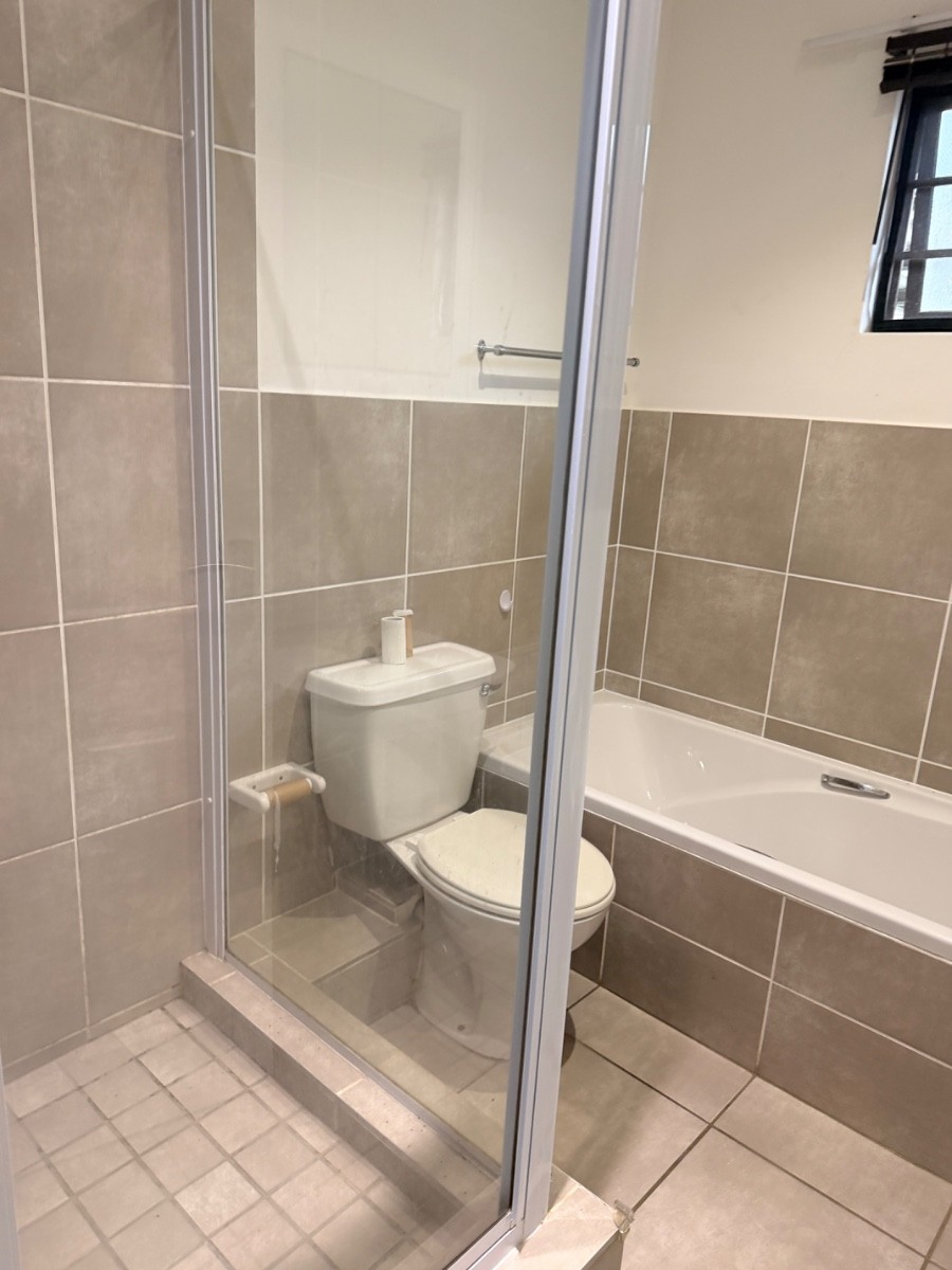 House for sale in Thembalethu East Industrial, East London Rural, East London, 228 m²