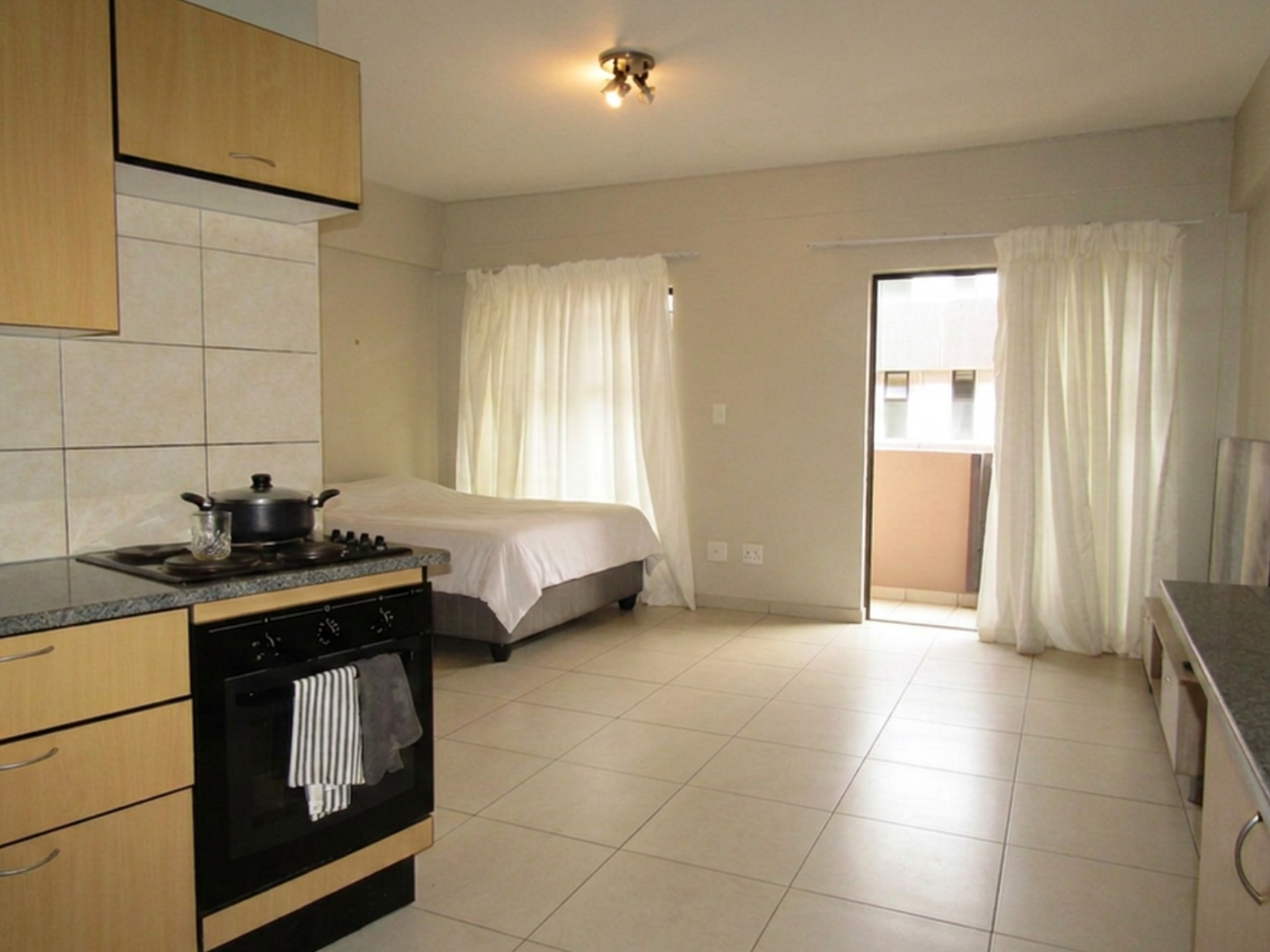 Apartment for sale in Auckland Park, Johannesburg, 41, Milpark Mews, 35 Stanley Avenue, Auckland Park, Johannesburg, Gauteng, 41 m²