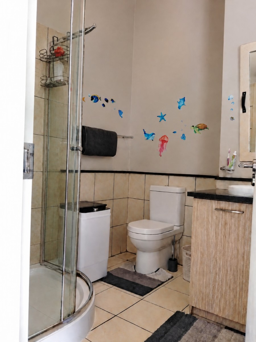 Apartment for rent in Dainfern, Sandton, 00, The Paddocks, 3431 William Nicol Drive, Dainfern, Sandton, Gauteng, 45 m²