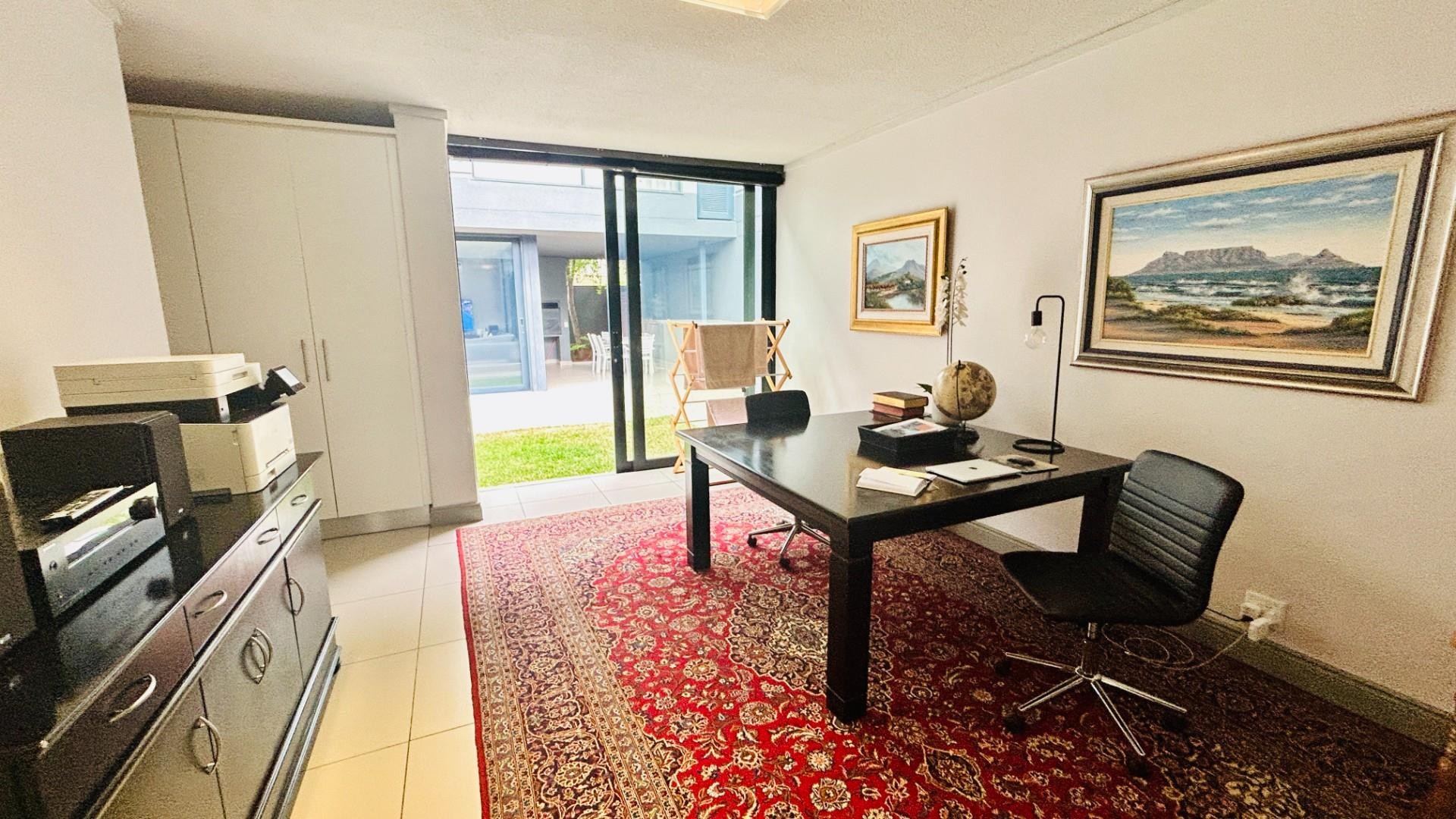 House for rent in Waterkloof Ridge, Pretoria, 255 m²