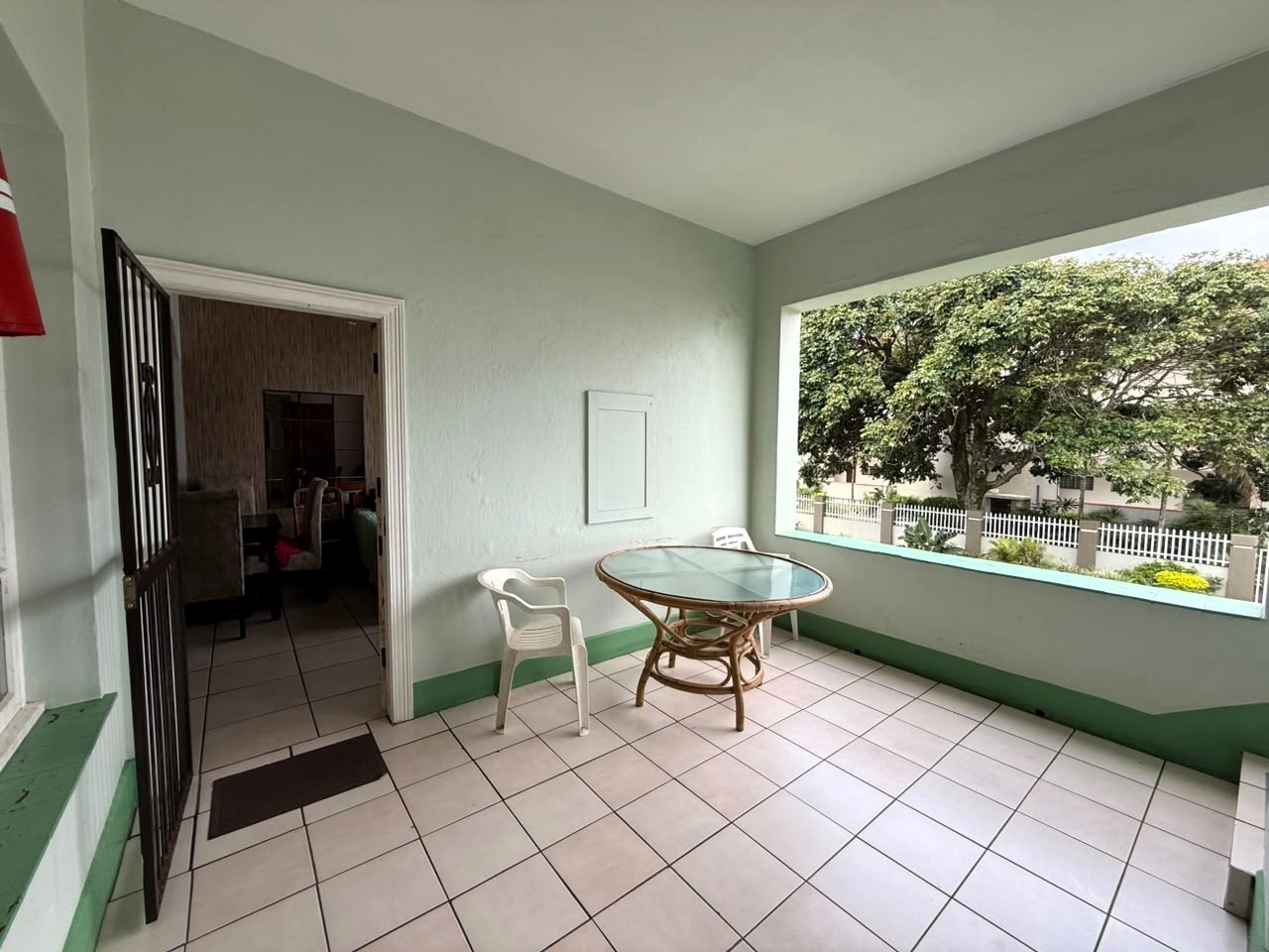Apartment for sale in Beacon Rocks, Margate, KwaZulu Natal, 65 m²