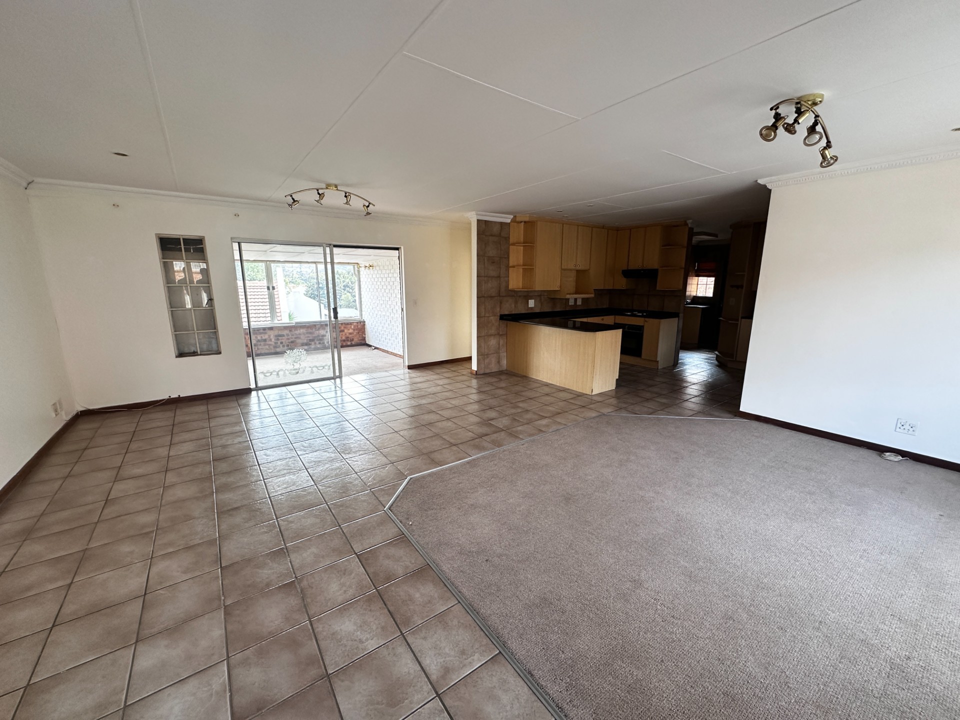Townhouse for sale in Erasmuskloof, Pretoria, 181 m²