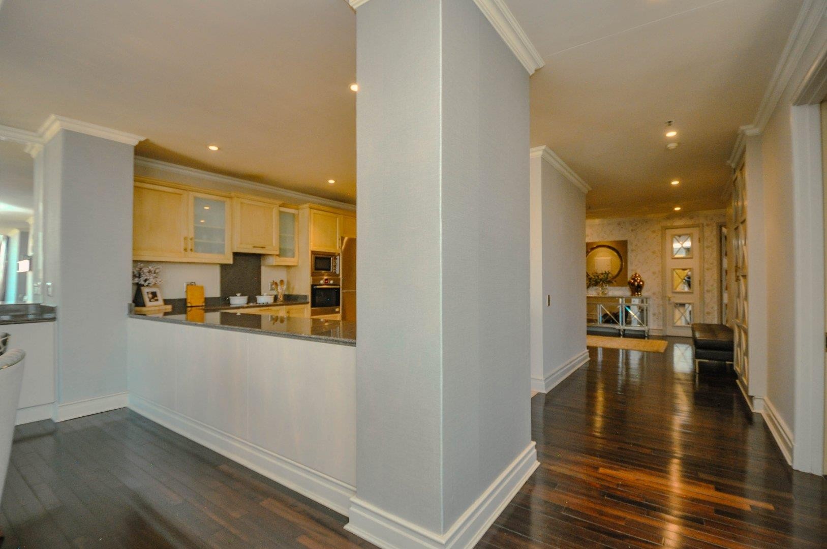 Apartment for sale in Sandton Central, Sandton, The Michaelangelo, 135 West Street, Sandton Central, Sandton, Gauteng, 221 m²