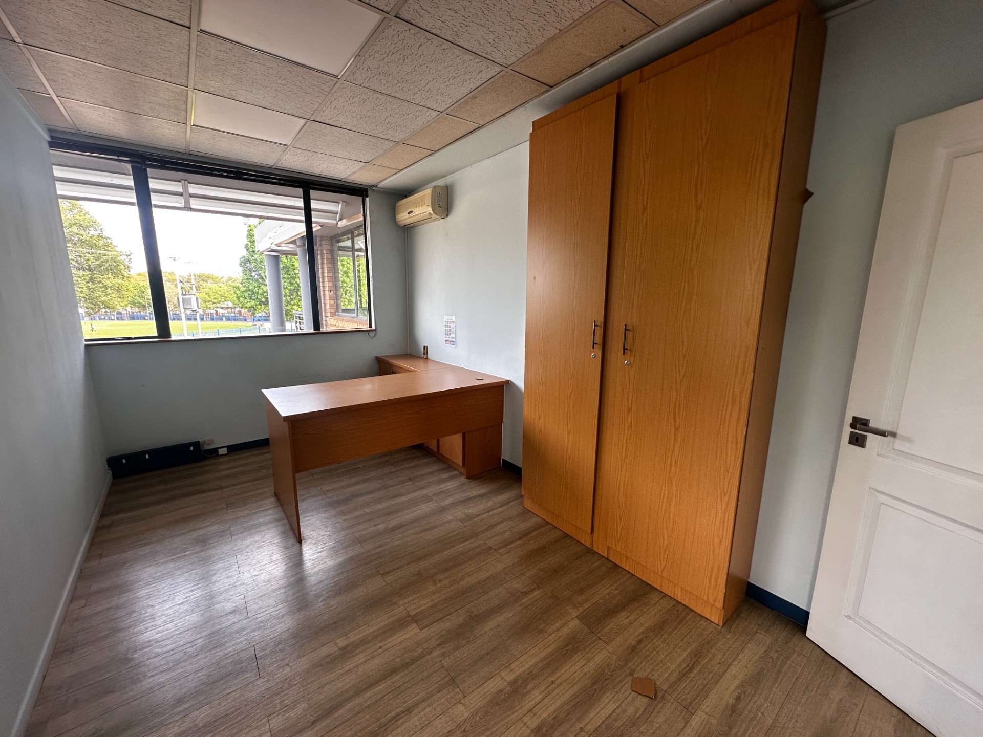 Commercial Property for rent in Brooklyn, Pretoria, 402 m²