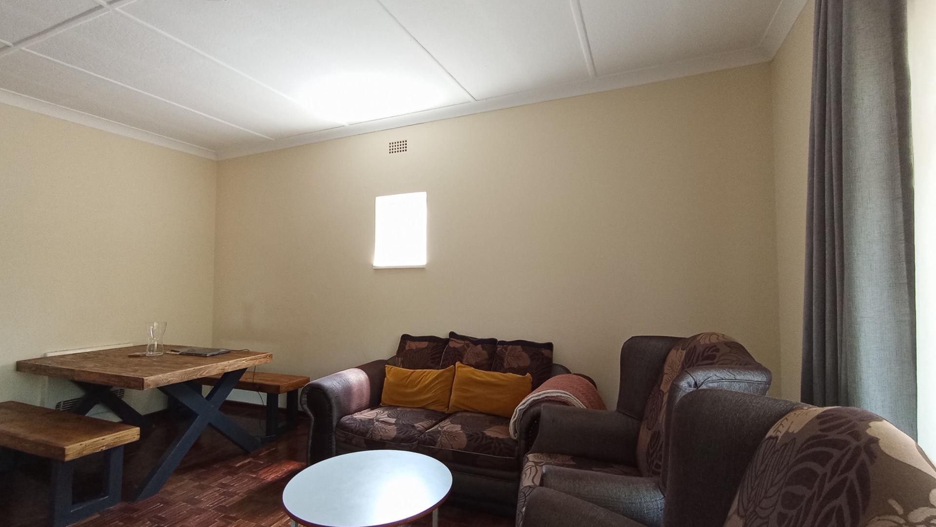 Apartment for sale in Florida, Roodepoort, 77 m²