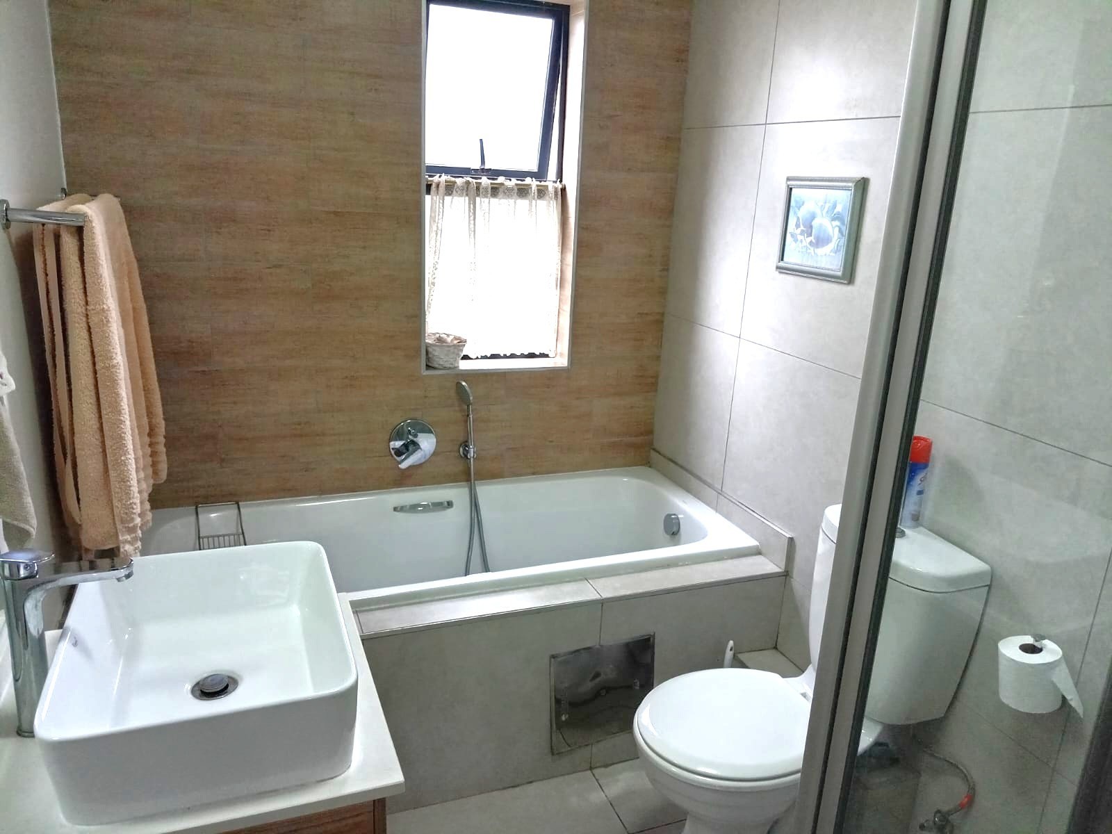 Apartment for sale in Modderfontein, Edenvale, 2201 Block 22, Red Ivory Lane, 51 Avalon, Modderfontein, Edenvale, Gauteng, 104 m²