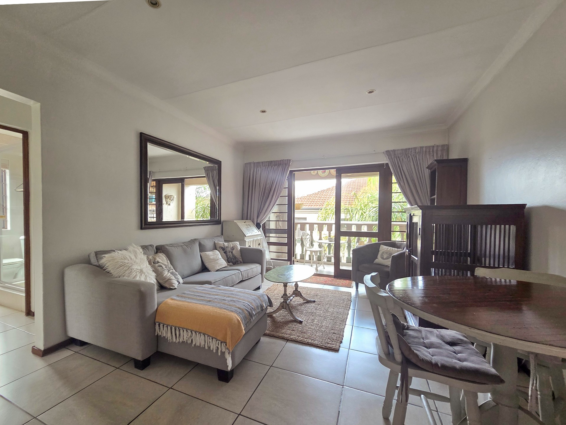 Apartment for sale in St Michaels On Sea, Margate, KwaZulu Natal, 68 m²