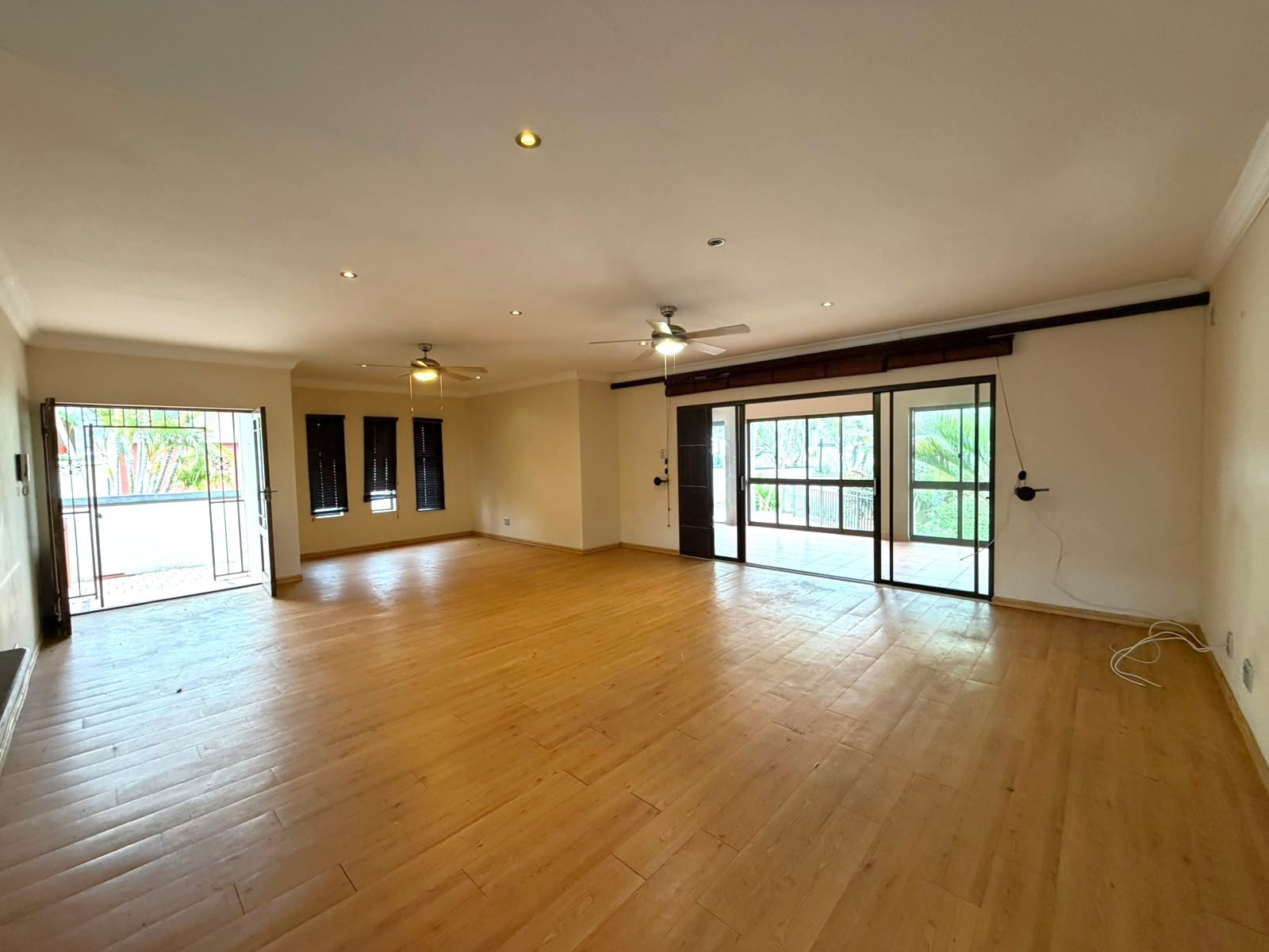 House for sale in Shelly Beach, Margate, KwaZulu Natal, 725 m²