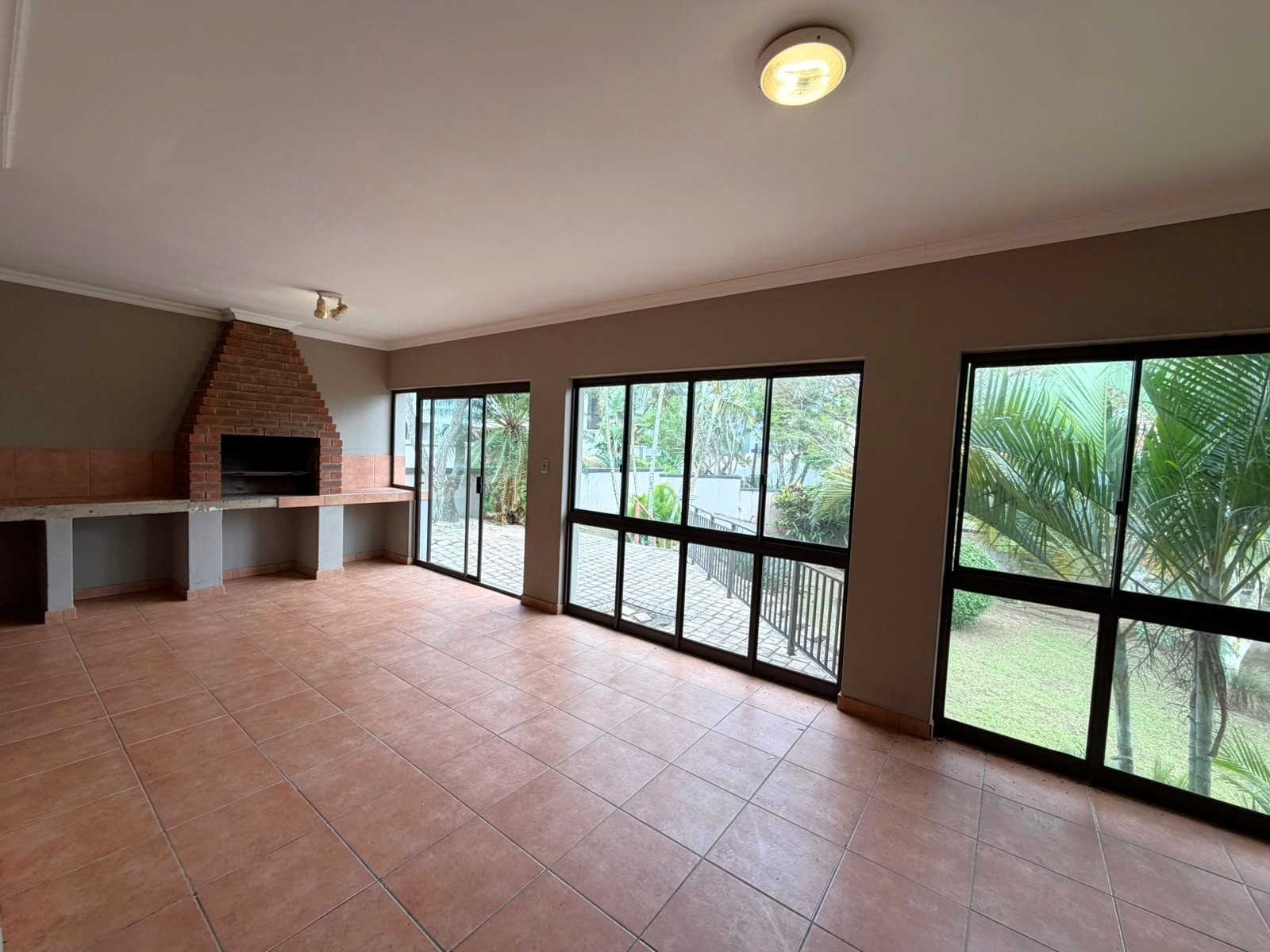 House for sale in Shelly Beach, Margate, KwaZulu Natal, 725 m²