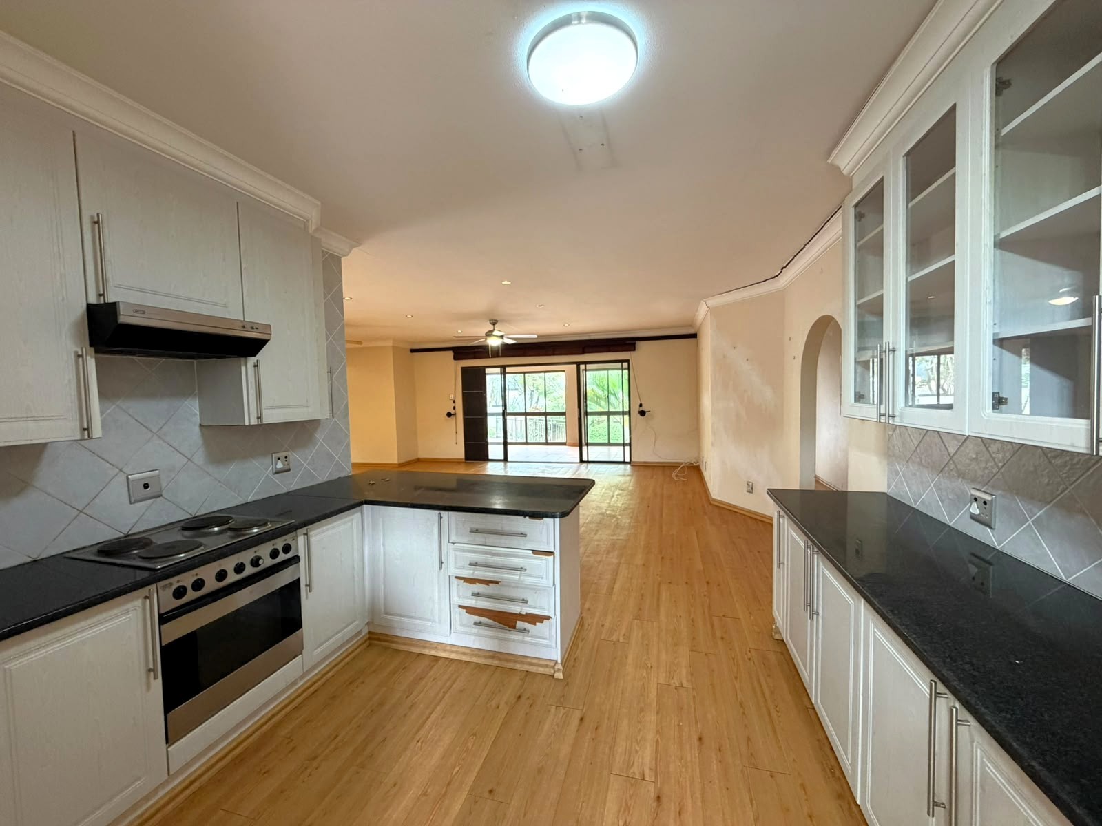 House for sale in Shelly Beach, Margate, KwaZulu Natal, 725 m²