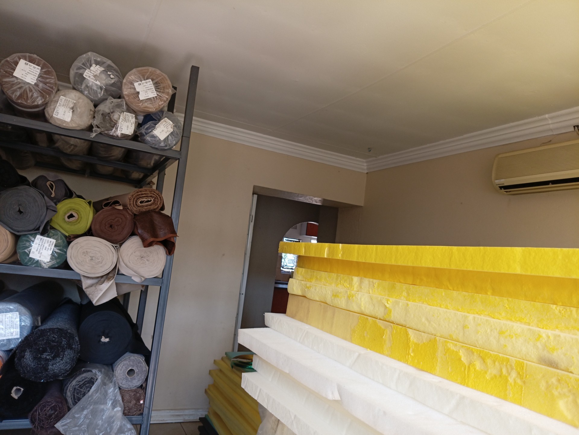 House for sale in Lenasia South, Johannesburg, 100 m²