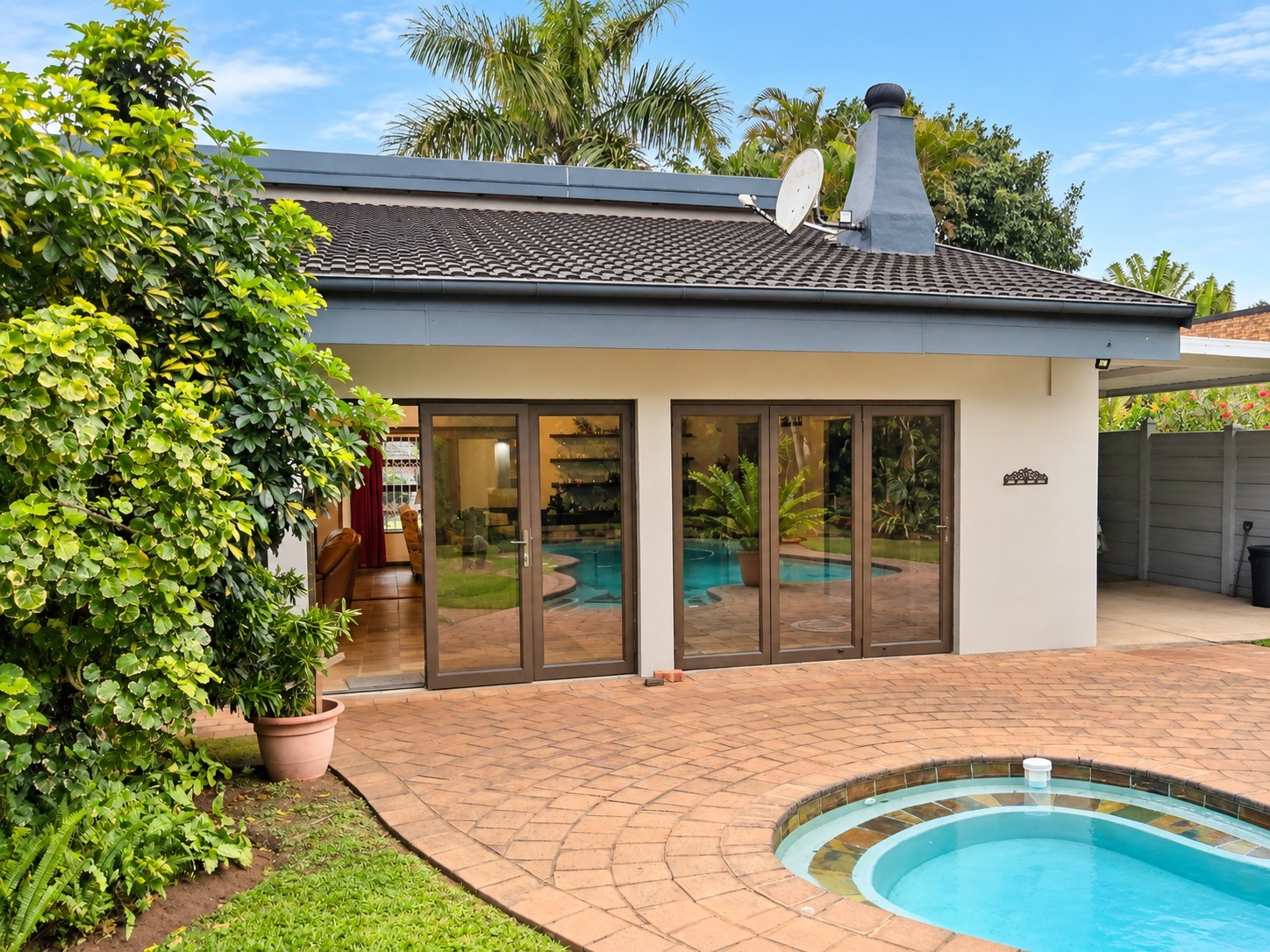 House for sale in Meer En See, Richards Bay, KwaZulu Natal, 1750 m²