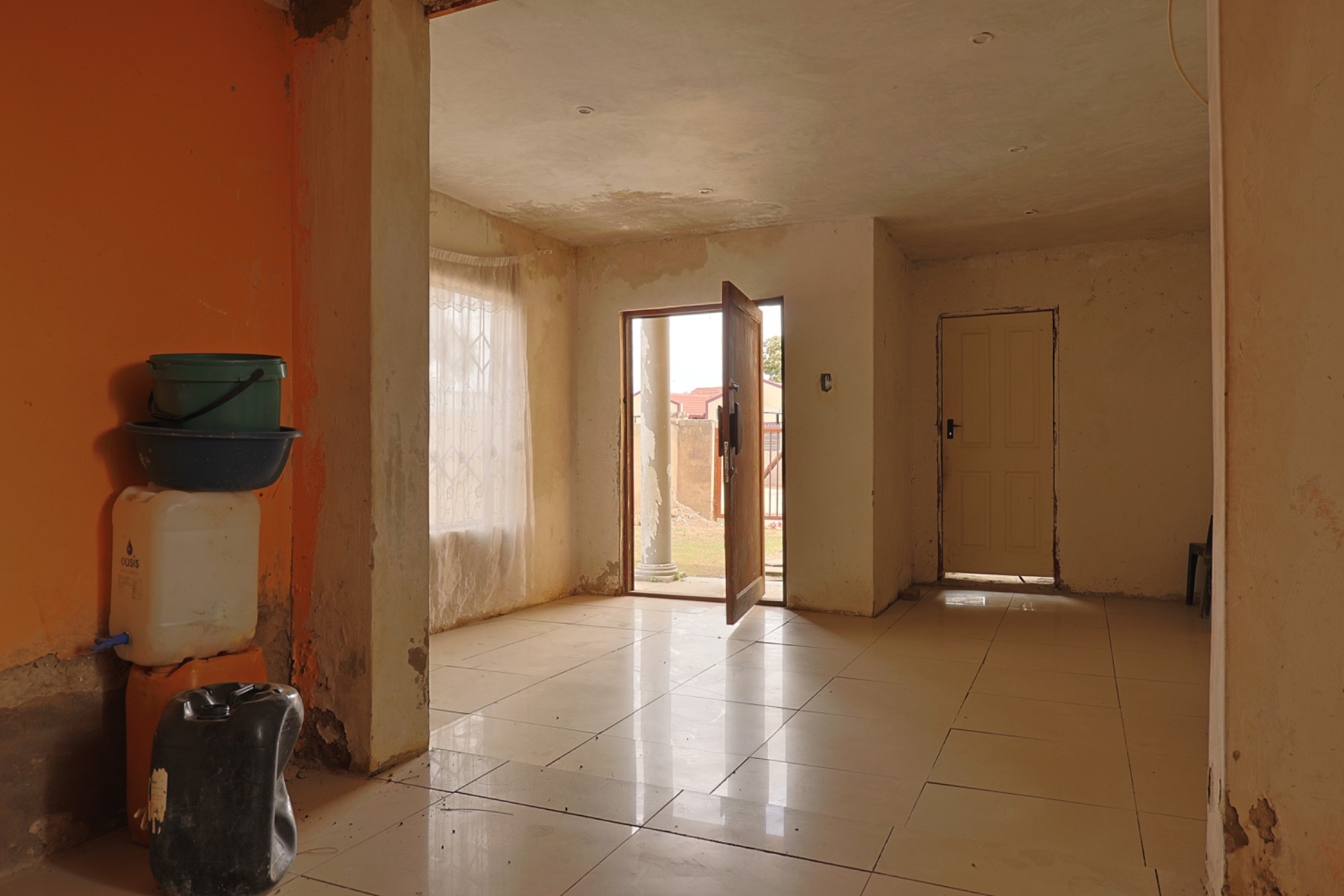 House for sale in Kwamhlanga, 600 m²