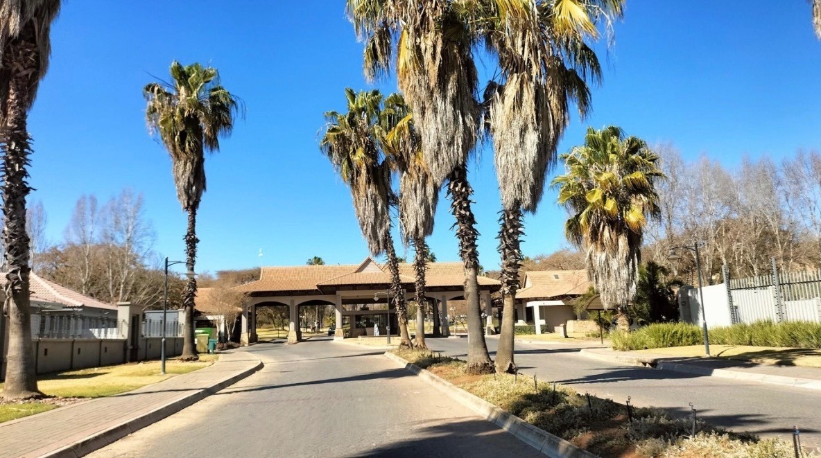 Vacant Land for sale in The Islands Estates, Hartbeespoort, North West, 914 m²