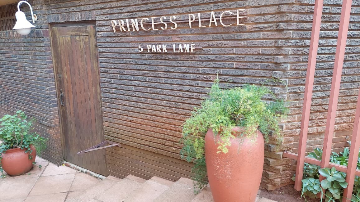 Apartment for sale in Parktown, Johannesburg, 108 (1st floor), Princess Place, 5 Park Lane, Parktown, Johannesburg, Gauteng, 185 m²