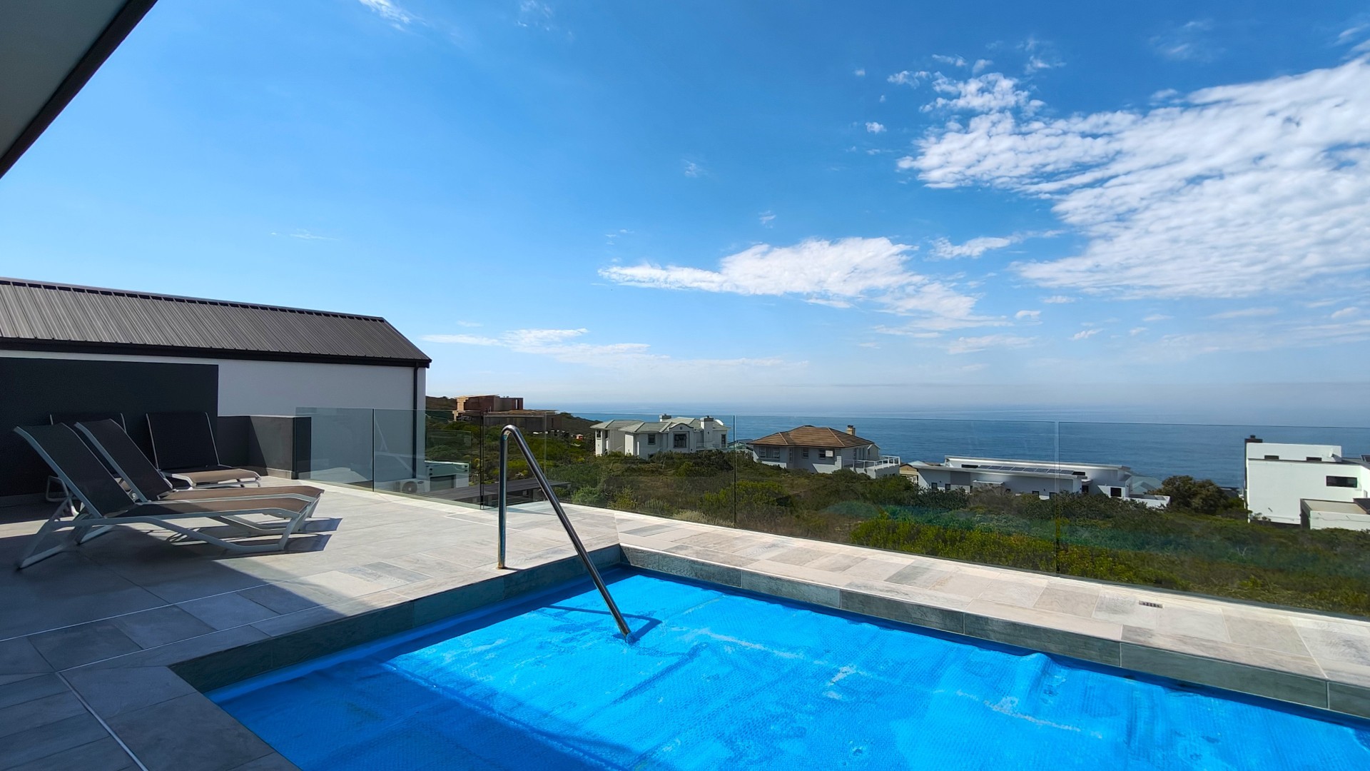 House for sale in Pinnacle Point Golf Estate, Mossel Bay, 1180 m²