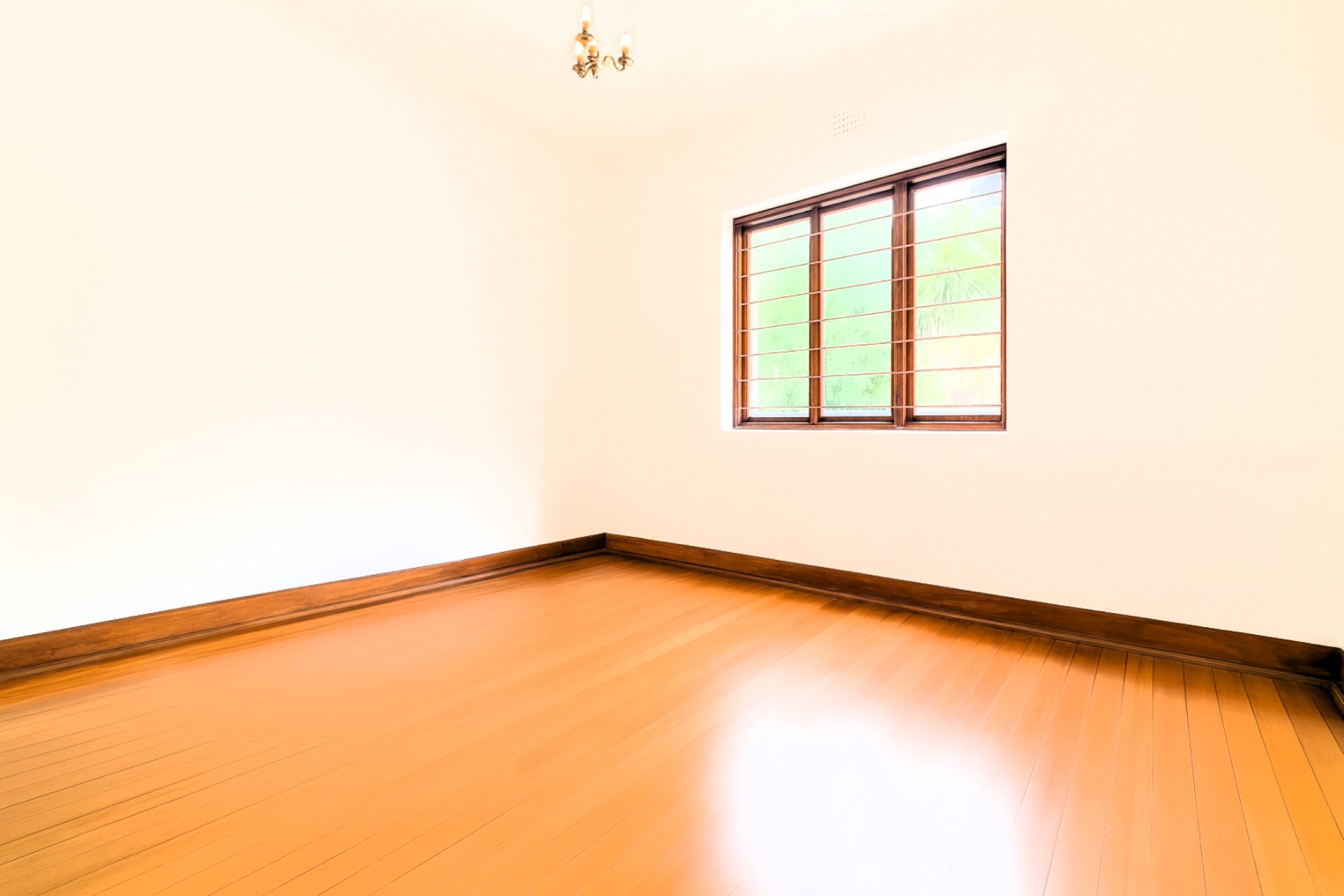 House for sale in Highlands North, Johannesburg, 217 m²