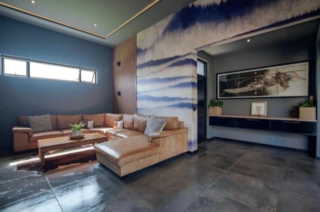 House for sale in Sandown, Blouberg, 316 m²