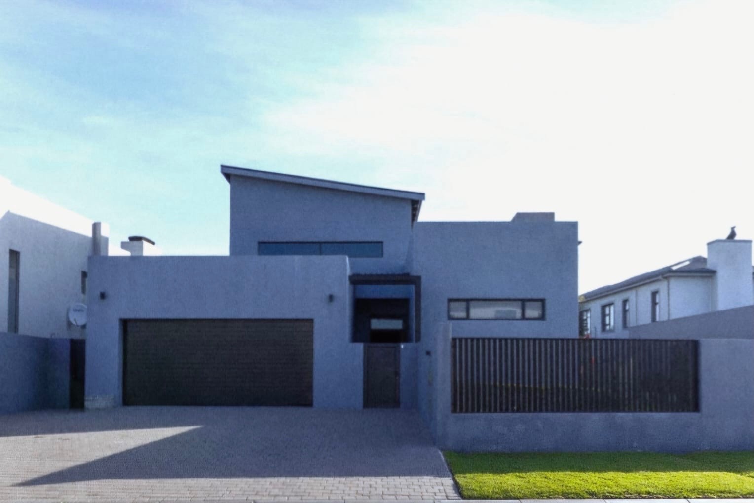 House for sale in Sandown, Blouberg, 316 m²