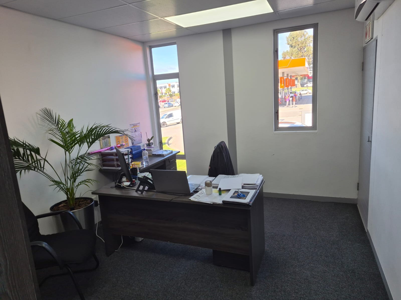 Office for rent in Fairview, Port Elizabeth, 244 Circular Drive, Fairview, Port Elizabeth, Eastern Cape, 390 m²