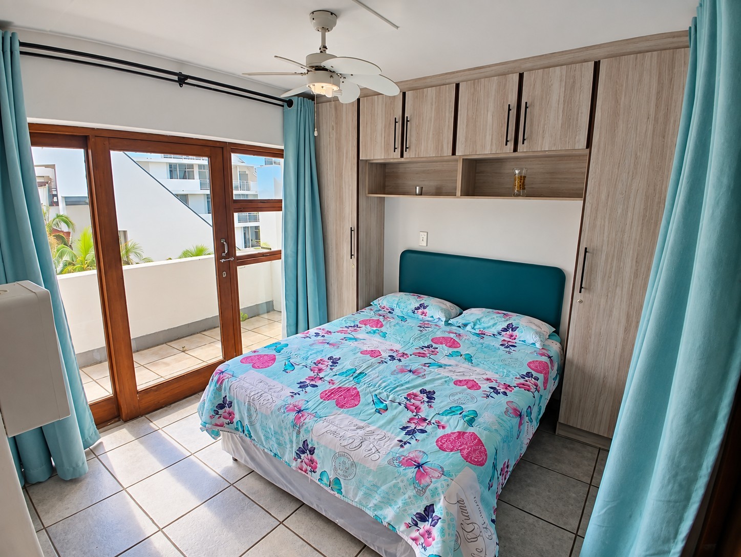 Apartment for sale in Manaba Beach, Margate, KwaZulu Natal