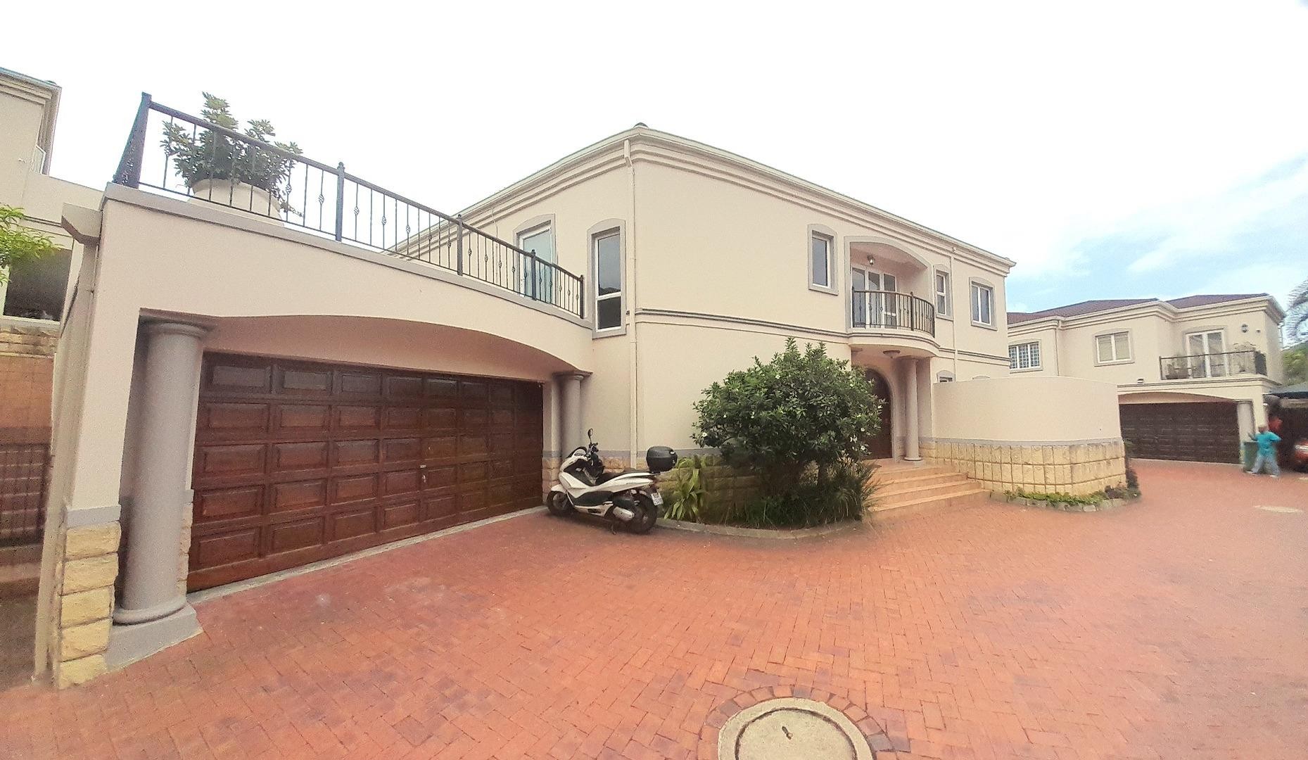 Townhouse for sale in Umhlanga Central, Umhlanga, KwaZulu Natal, 339 m²