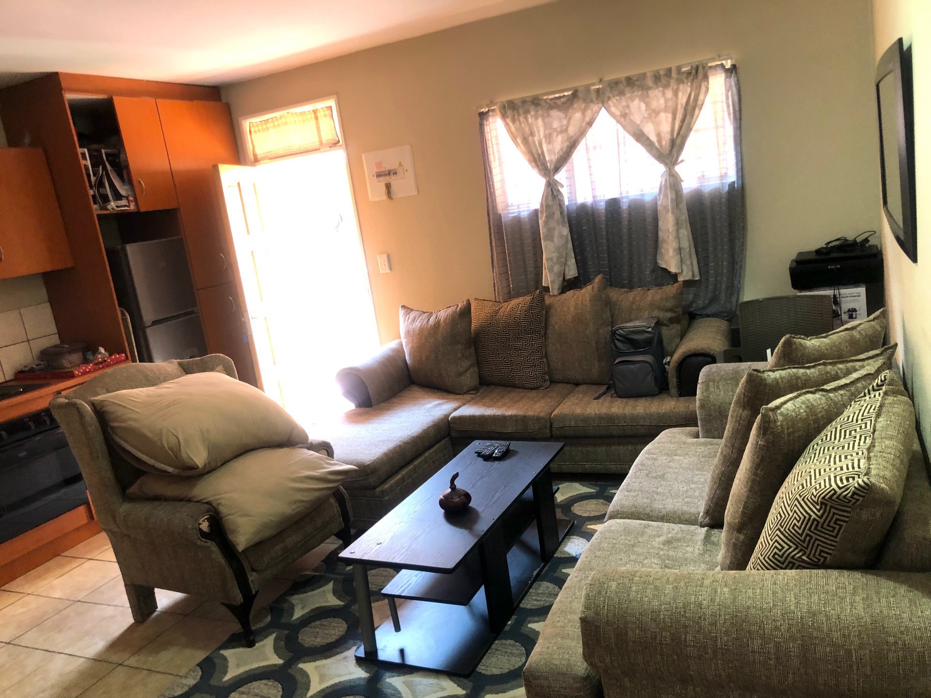 Apartment for sale in Sunnyside, Pretoria, 48 m²