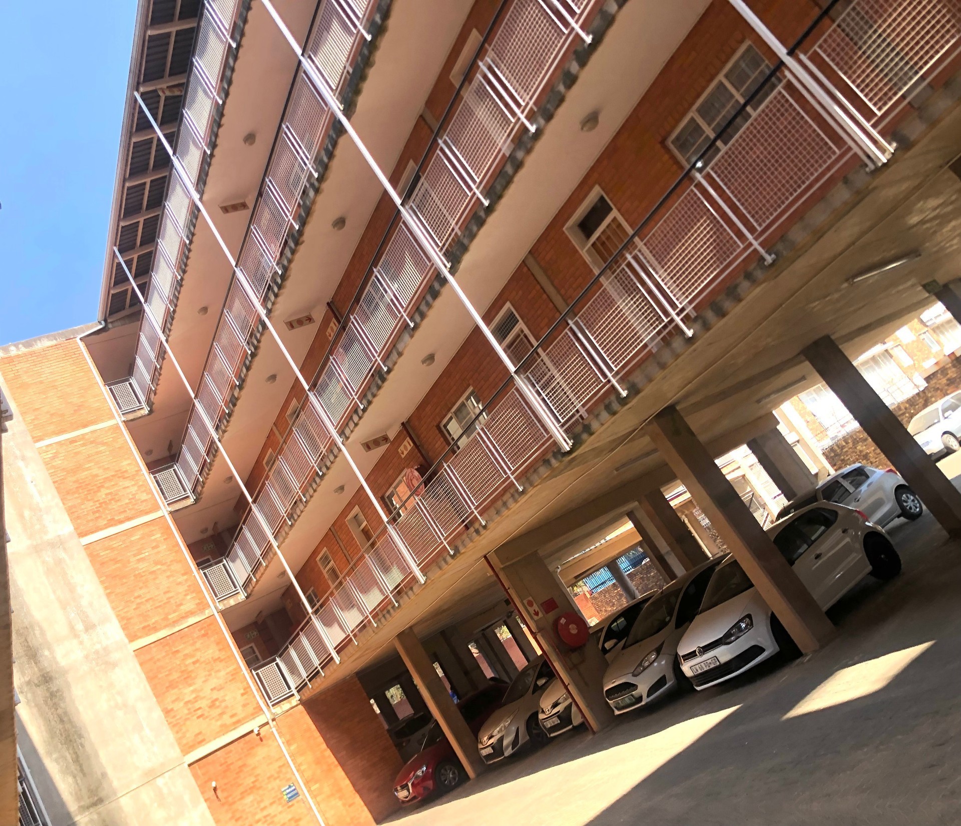 Apartment for sale in Sunnyside, Pretoria, 48 m²